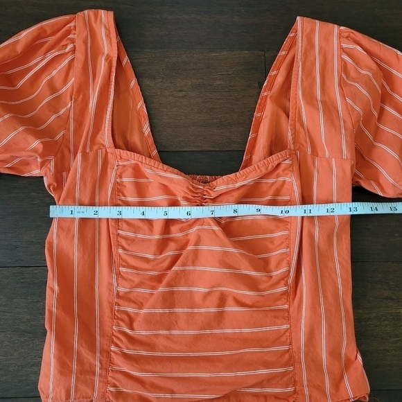 Free People Rose Garden Puff Sleeve Crop Top Womens Size M Orange & White Stripe - Picture 8 of 10